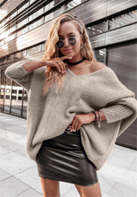 Load image into Gallery viewer, Marion Kay - V-Ausschnitt Strickpullover