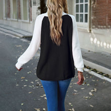 Load image into Gallery viewer, Yllana - Lässiger Drucker-Pullover