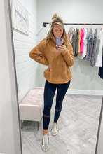 Load image into Gallery viewer, Madeline - Teddy Rollkragenpullover