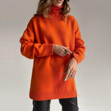 Load image into Gallery viewer, Nelia - Rollkragenpullover mit Seitenschlitz