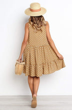 Load image into Gallery viewer, Natalie - Unser gepunktetes Freizeitkleid