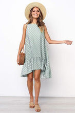 Load image into Gallery viewer, Natalie - Unser gepunktetes Freizeitkleid