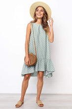 Load image into Gallery viewer, Natalie - Unser gepunktetes Freizeitkleid
