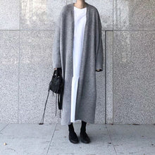 Load image into Gallery viewer, Amaya - Stylischer warmer langer Mantel Jacke