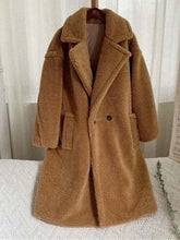 Load image into Gallery viewer, Elise - Eleganter Plüsch-Wintermantel