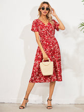 Load image into Gallery viewer, Sylvia - Elegantes Sommerkleid mit Blumendruck
