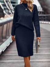 Load image into Gallery viewer, Juanita -  2-Teiliges Set aus Pullover und Rock