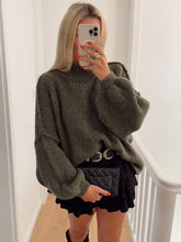 Load image into Gallery viewer, Almie - Eleganter gestrickter Winterpullover