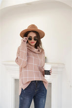 Load image into Gallery viewer, Ali - Stylischer Rollkragenpullover mit Karomuster