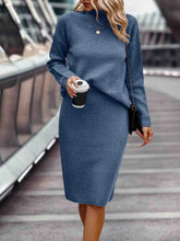 Load image into Gallery viewer, Juanita -  2-Teiliges Set aus Pullover und Rock