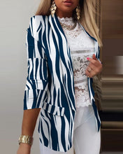 Load image into Gallery viewer, Viera - Langärmelige Tie-Dye-Blazer