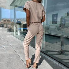 Load image into Gallery viewer, Yna - Kurzärmeliger Jumpsuit