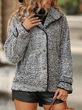 Load image into Gallery viewer, Vittoria - Teddy-Plüschjacke