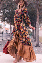 Load image into Gallery viewer, Dea - Geblümtes Vintage-Kleid