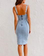 Load image into Gallery viewer, Violett - Stretch-Denim-Kleid mit Schlitz