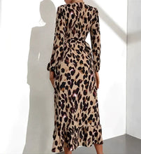 Load image into Gallery viewer, Neriza - Kleid mit V-Ausschnitt