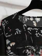 Load image into Gallery viewer, Yolanda - Elegantes geblümtes Kleid