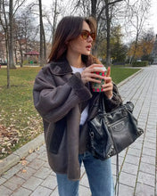 Load image into Gallery viewer, Carmela - Stylischer Winter-Ledermantel