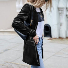 Load image into Gallery viewer, Ayesha - Langärmeliger Blazer mit Umlegekragen