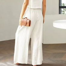 Load image into Gallery viewer, Jelyn - Elegantes Layered-Look Top mit Rückendetail