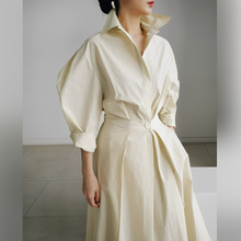Load image into Gallery viewer, Dea - Langes fluffiges Kleid