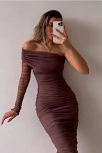 Load image into Gallery viewer, Freia - Diagonaler Ausschnitt Sexy Rückenfreies Kleid