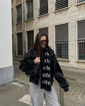 Load image into Gallery viewer, Karie – übergrobe lederjacke