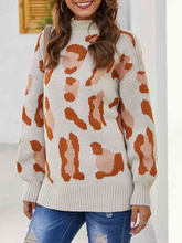 Load image into Gallery viewer, Mona - Strickpullover mit Tiermuster