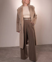 Load image into Gallery viewer, Wanda - Langer Damen Wintermantel