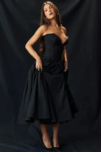Load image into Gallery viewer, Valentina - Trägerloses Kleid mit tiefem V-Ausschnitt
