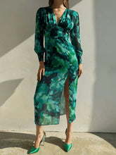Load image into Gallery viewer, Lovie - Emerald Langärmeliges Maxikleid