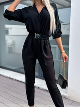 Load image into Gallery viewer, Maria - Anspruchsvoller Jumpsuit mit Gürtel