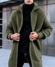 Load image into Gallery viewer, Revor - Lange Strickjacke für Männer