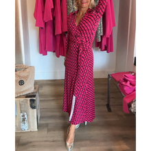 Load image into Gallery viewer, Tirza - Stilvolles Maxim-Kleid mit V-Ausschnitt