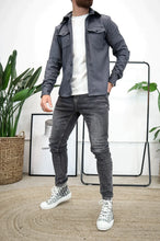 Load image into Gallery viewer, Theo - Premium-Knopfleiste Jacke