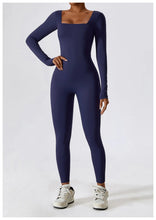 Load image into Gallery viewer, Fabienne - Langärmeliger Jumpsuit