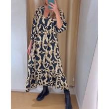 Load image into Gallery viewer, Nora - Langes Freizeitkleid mit V-Ausschnitt und Druck
