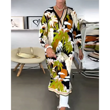 Load image into Gallery viewer, Lish - Kleid mit V-Ausschnitt und Kokosnuss-Print