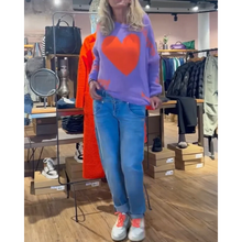 Load image into Gallery viewer, Klara - Pullover mit Herzmuster