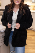 Load image into Gallery viewer, Chena - Kuscheliger Trend-Mantel