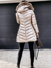 Load image into Gallery viewer, Elena -  Herbst und Winter Pelzkragen Warme Damen Daunen