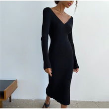 Load image into Gallery viewer, Edith - Gestricktes Midikleid