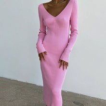Load image into Gallery viewer, Edith - Gestricktes Midikleid