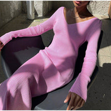 Load image into Gallery viewer, Edith - Gestricktes Midikleid