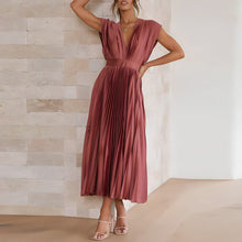 Load image into Gallery viewer, Nora - Plissiertes elegantes Kleid
