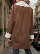 Load image into Gallery viewer, Regina - Wintermantel mit Sherpa-Futter