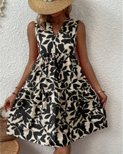 Load image into Gallery viewer, Lynette - Ärmelloses Kleid mit Blättern