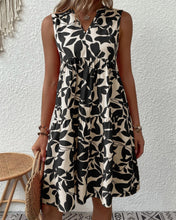 Load image into Gallery viewer, Lynette - Ärmelloses Kleid mit Blättern