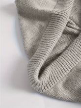Load image into Gallery viewer, Maricel - Gemütlicher Rollkragenpullover mit Streifenmuster