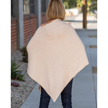 Load image into Gallery viewer, Chimby - Pullover im Poncho-Stil